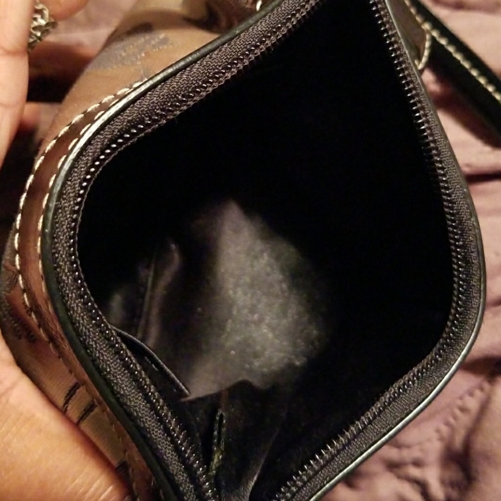 Wallet - Picture 3 of 3